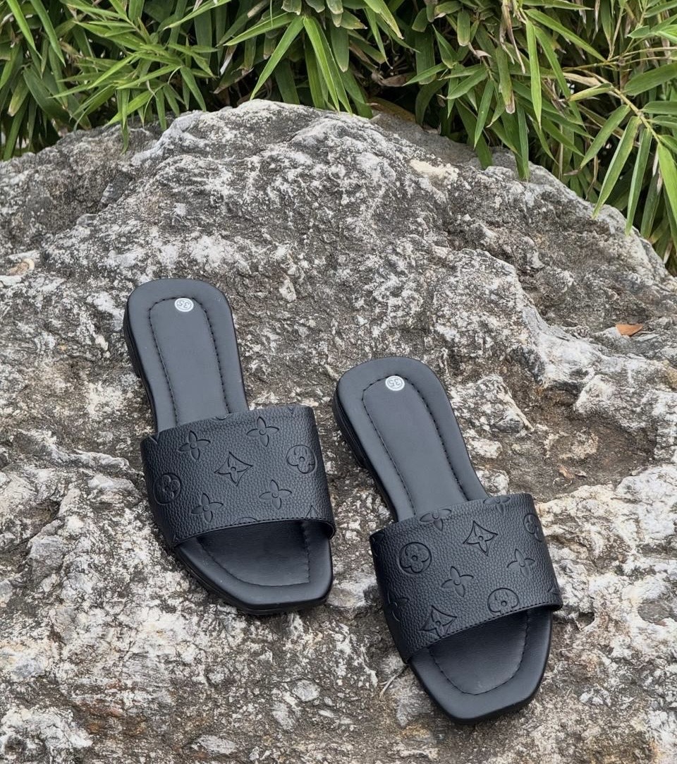 Sandalias básicas